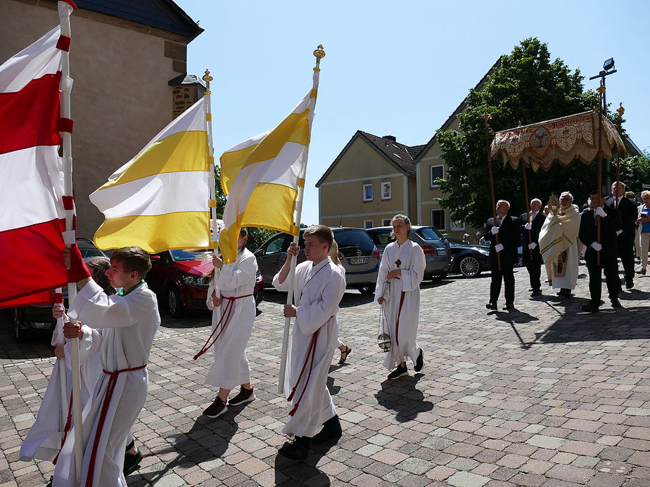 Festgottesdienst zum Kirchweihtag (Foto: Karl-Franz Thiede)